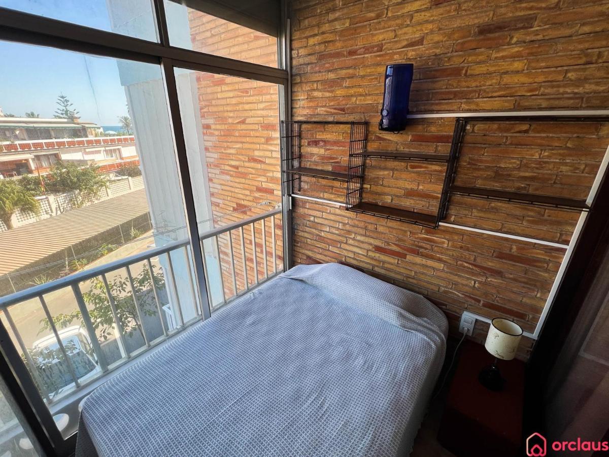 Ferienwohnung Oasis A 50M Del Mar Grao de Castellon Exterior foto